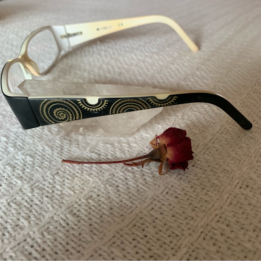 Vogue Prescription Eyeglasses + Eyeglasses Case - Picture 9 of 14